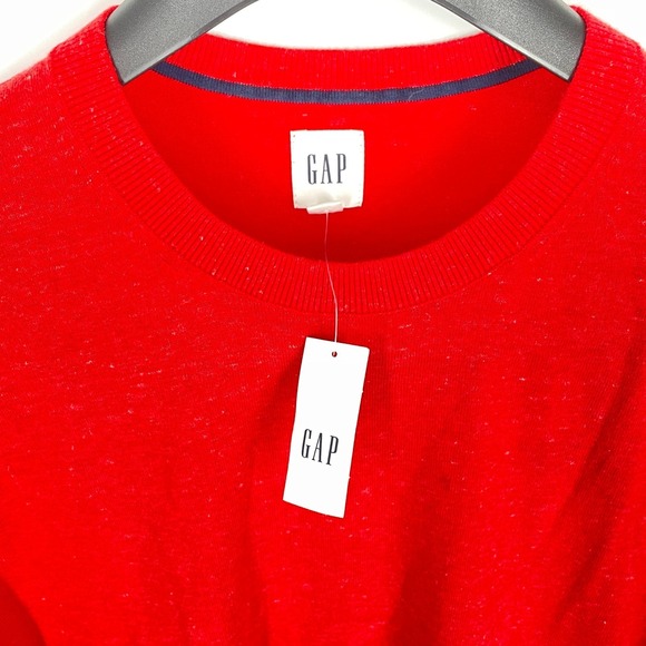 NWT Gap Men's XL Long Sleeve Crew Neck‎ Sweater Shirt Red Soft Pullover Casual - Picture 2 of 7